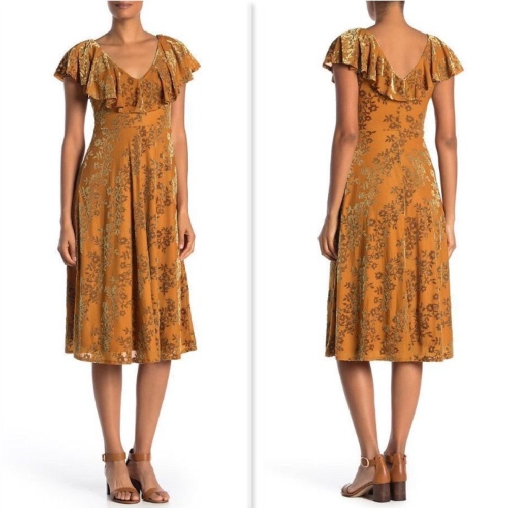 SPIRIT OF GRACE | Velvet Burnout Ruffle Midi Dress